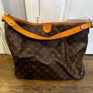 Louis Vuitton Shoulder Bag